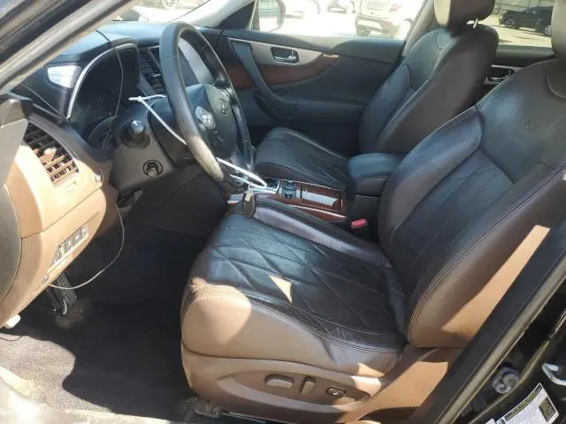 2011 INFINITI FX35   