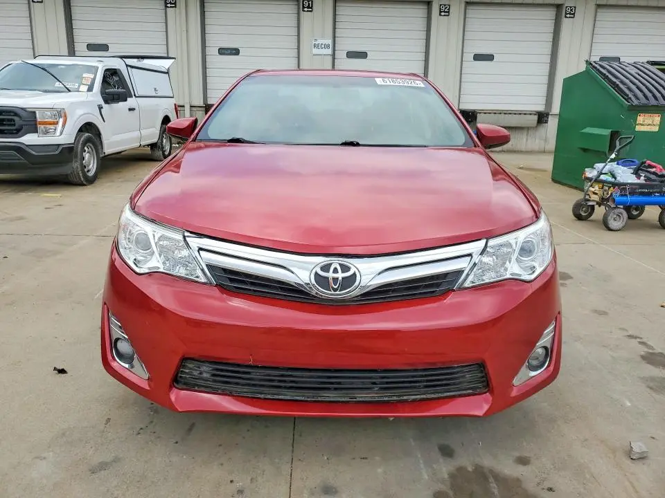 2013 TOYOTA CAMRY SE  
