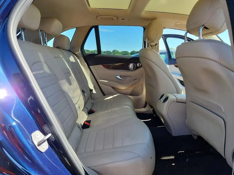 2017 MERCEDES-BENZ GLC 300 4MATIC  