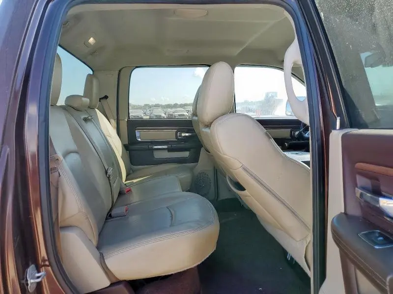 2013 RAM 1500 LARAMIE  