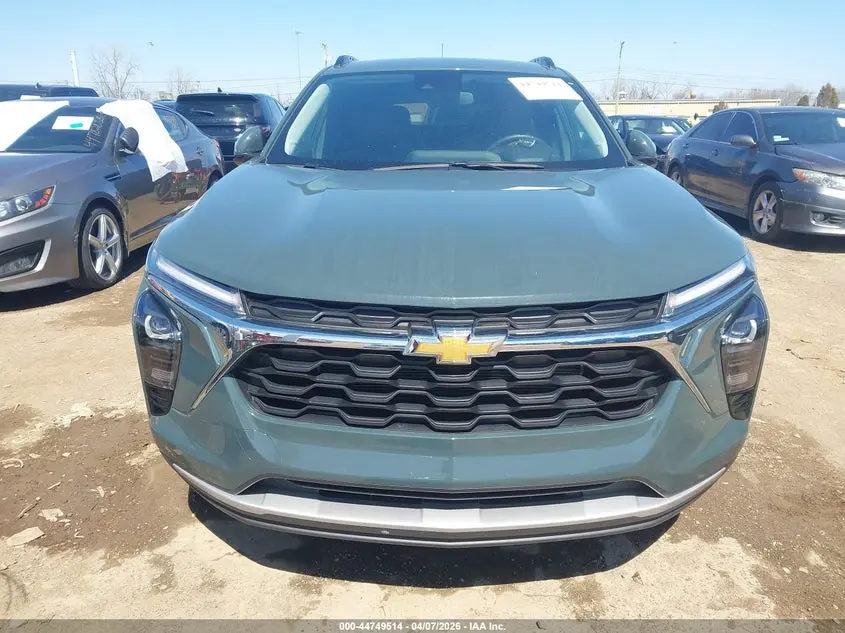 2025 CHEVROLET TRAX FWD LT