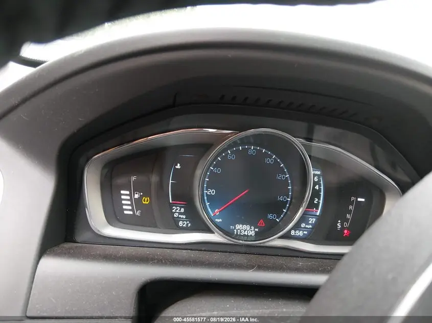 2015 VOLVO XC60  