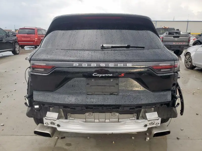 2022 PORSCHE CAYENNE   