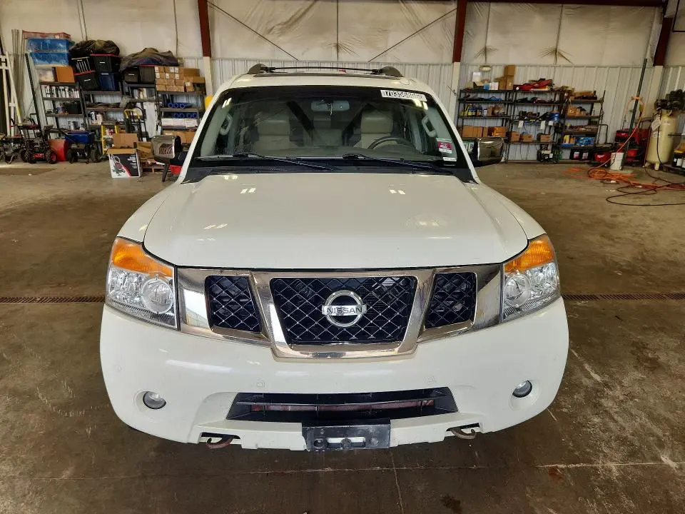 2014 NISSAN ARMADA SV  