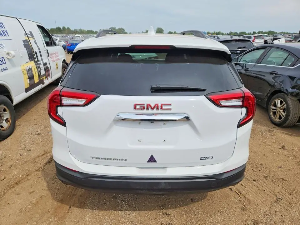2023 GMC TERRAIN SLE  