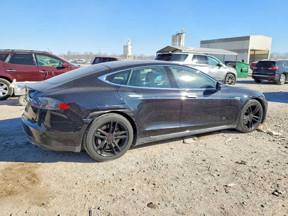 2015 TESLA MODEL S   