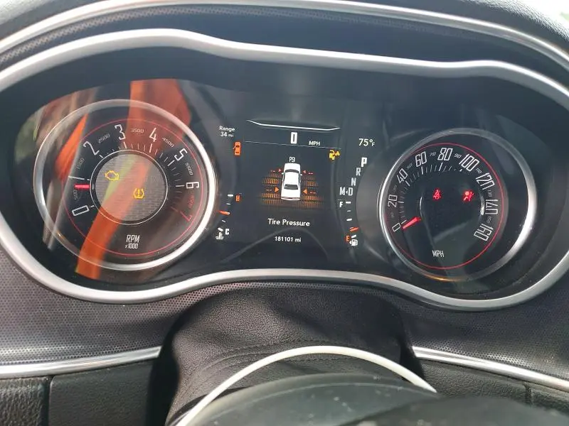 2017 DODGE CHALLENGER SXT  