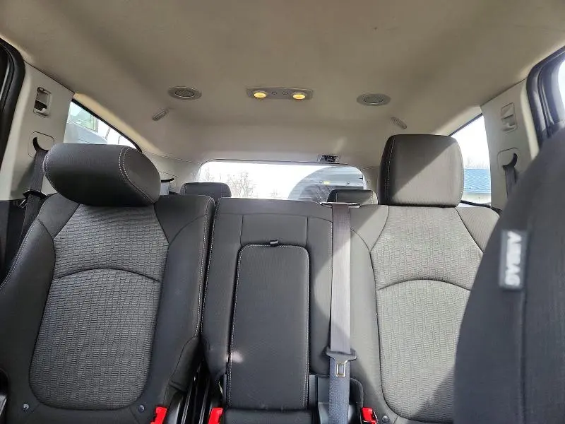 2014 CHEVROLET TRAVERSE LT  