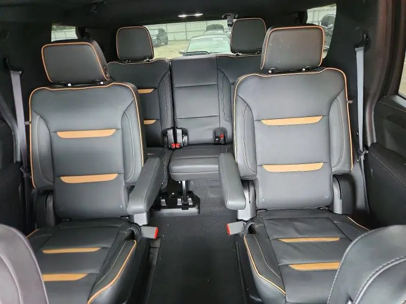 2024 GMC YUKON AT4  