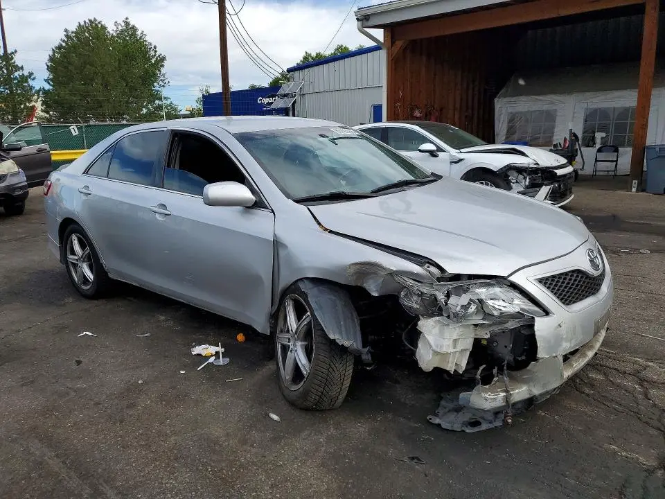 2010 TOYOTA CAMRY SE  