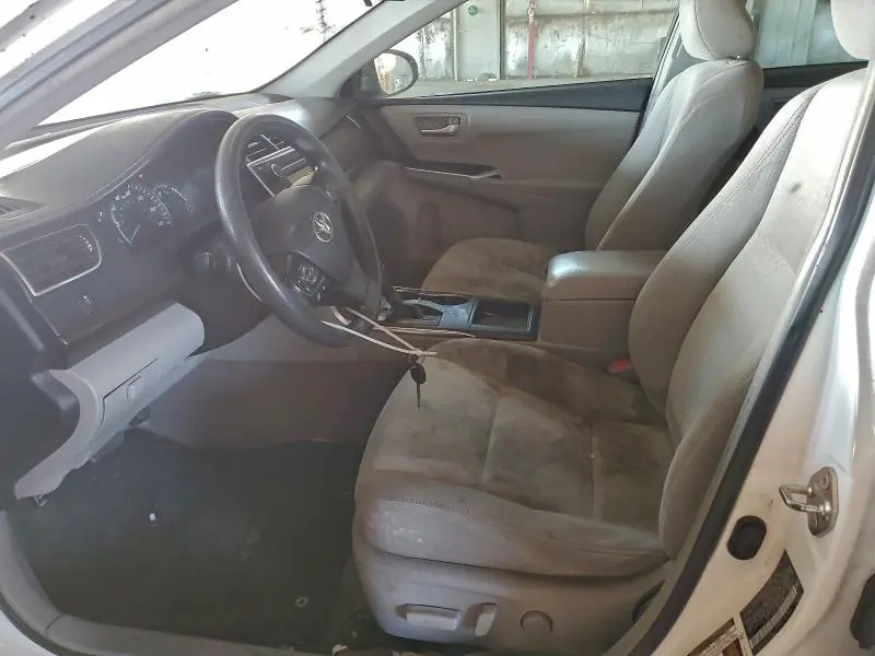 2015 TOYOTA CAMRY LE  