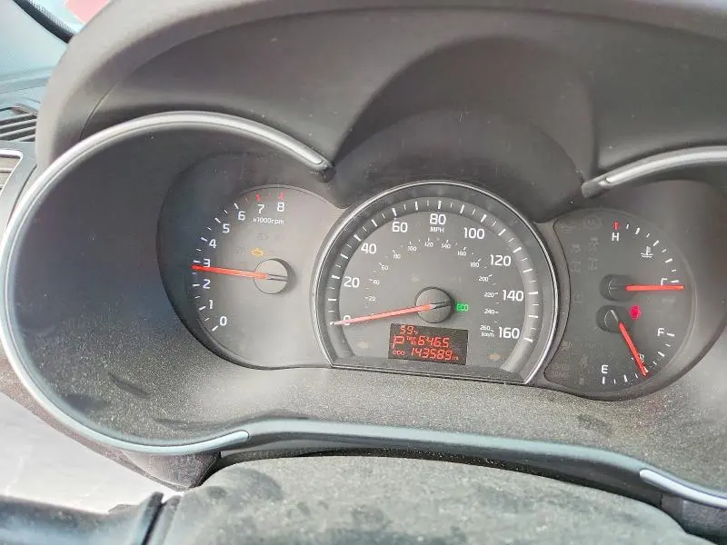 2014 KIA SORENTO LX  