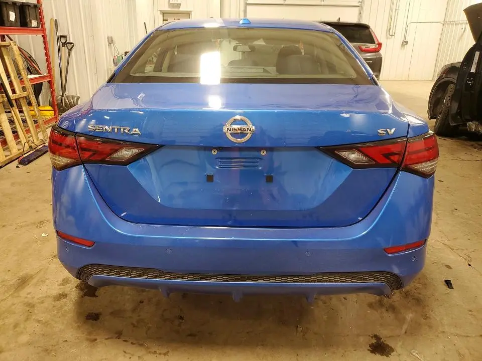 2022 NISSAN SENTRA SV  