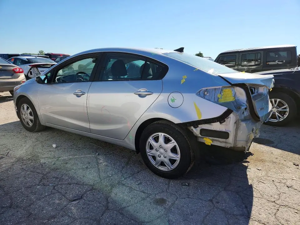 2017 KIA FORTE LX  