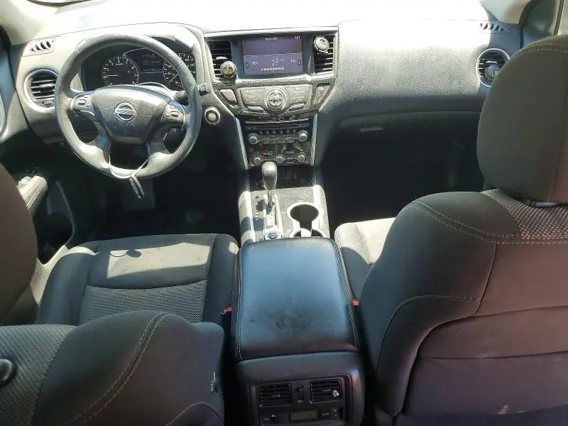 2018 NISSAN PATHFINDER SV  