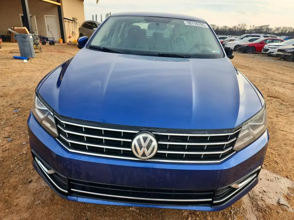 2017 VOLKSWAGEN PASSAT S  