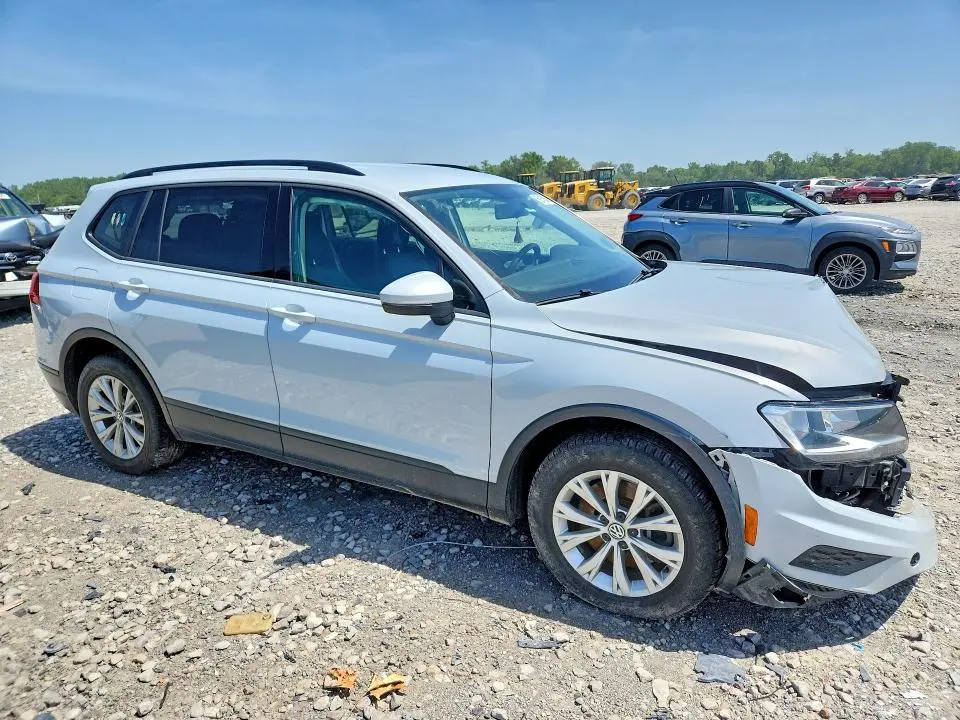 2019 VOLKSWAGEN TIGUAN S  