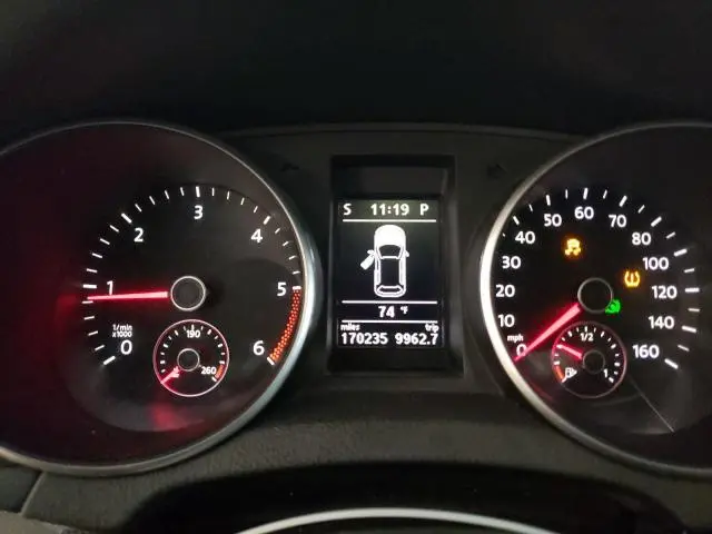 2011 VOLKSWAGEN JETTA TDI  