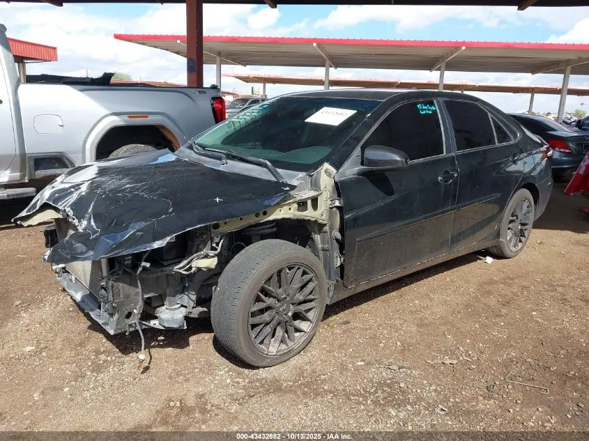 2017 TOYOTA CAMRY SE