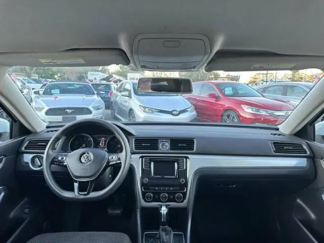 2016 VOLKSWAGEN PASSAT S  
