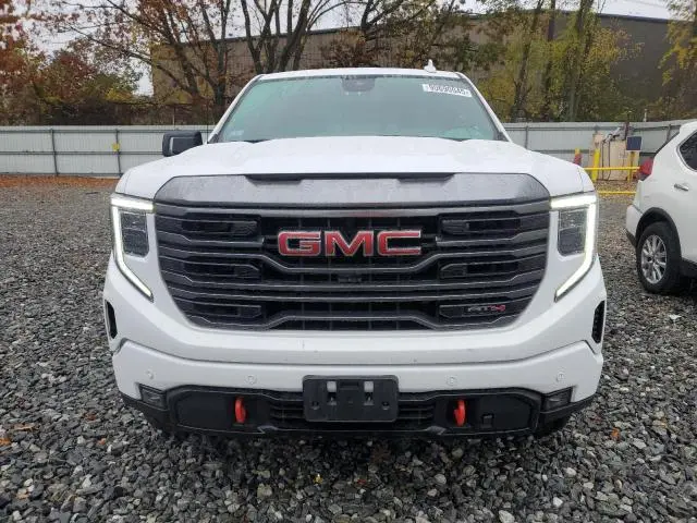 2024 GMC SIERRA K1500 AT4  