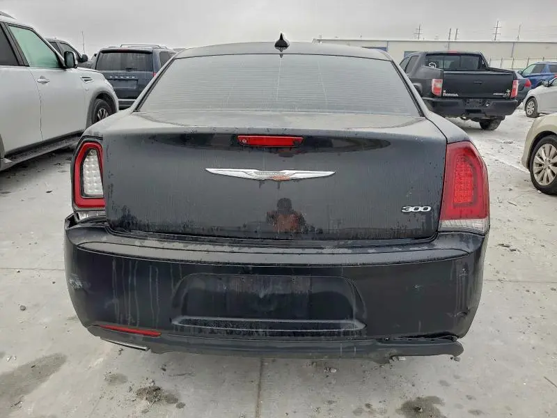 2018 CHRYSLER 300 TOURING  