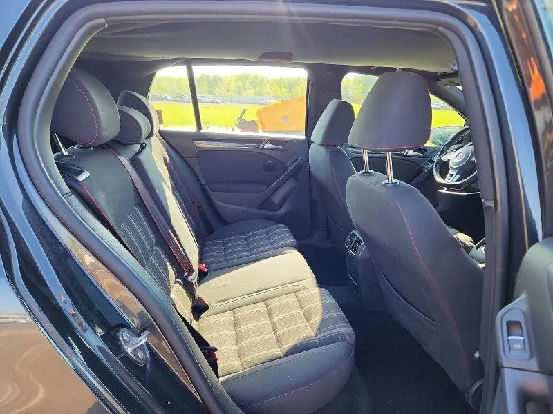 2013 VOLKSWAGEN GTI   