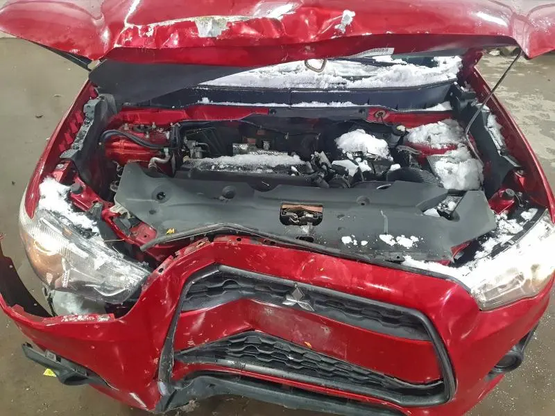 2014 MITSUBISHI OUTLANDER SPORT ES  