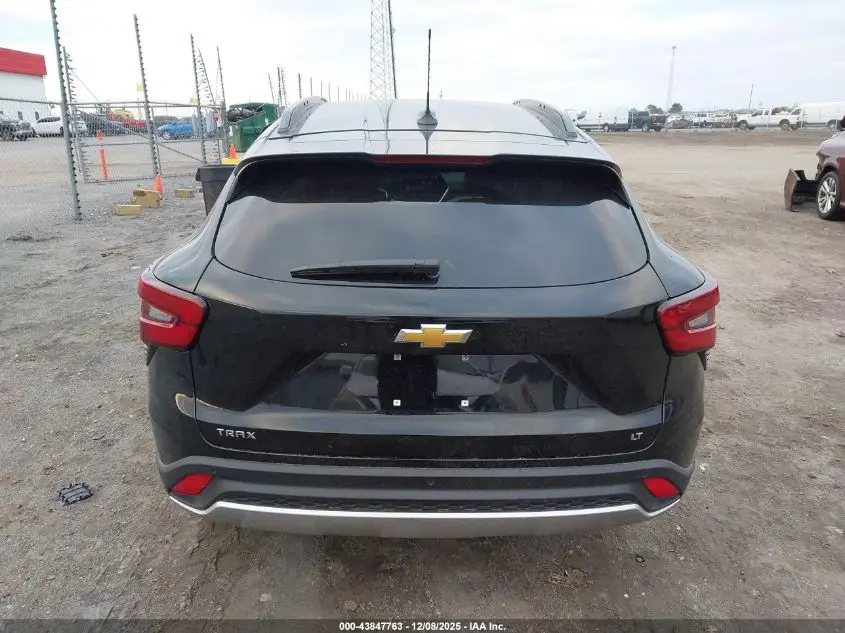 2026 CHEVROLET TRAX FWD LT
