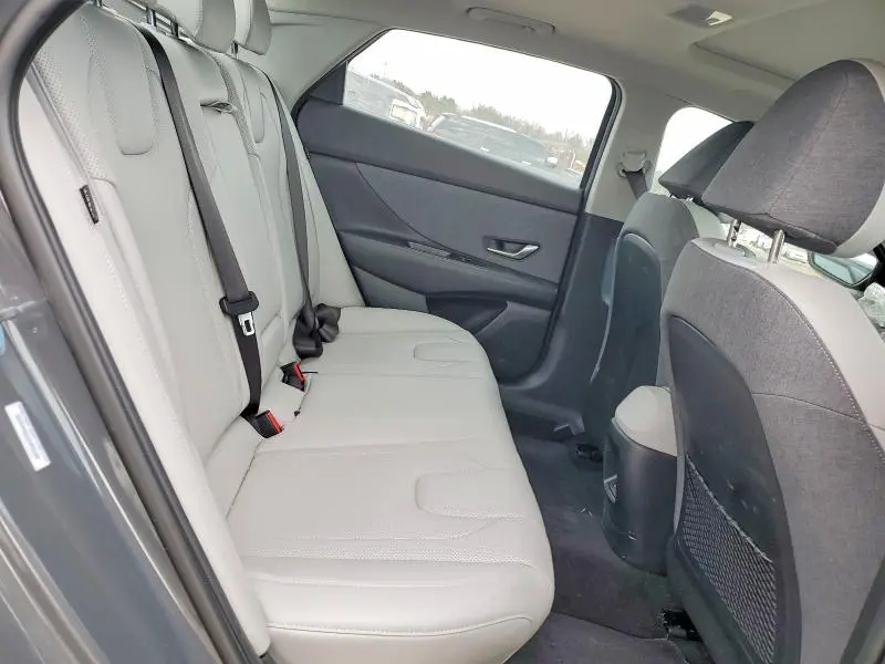 2025 HYUNDAI ELANTRA LIMITED  