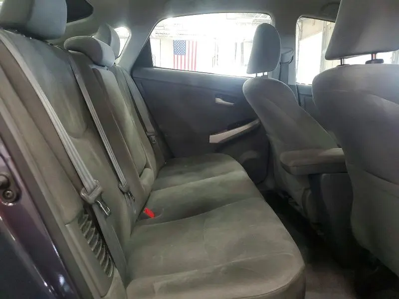 2010 TOYOTA PRIUS II  