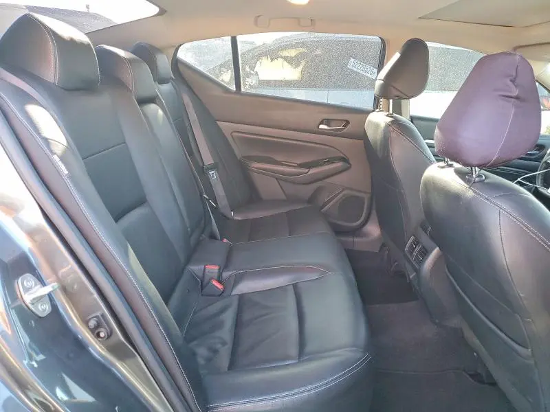 2023 NISSAN ALTIMA SL  