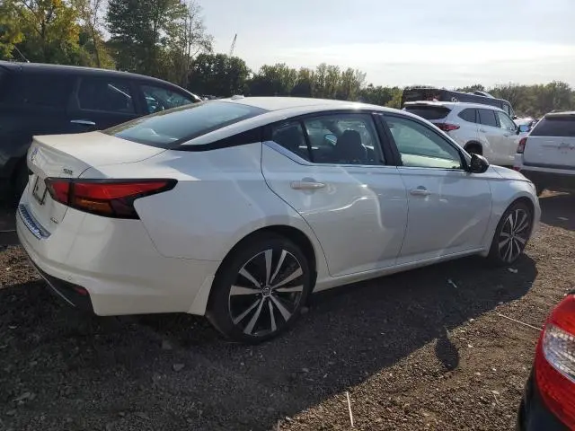 2022 NISSAN ALTIMA SR  