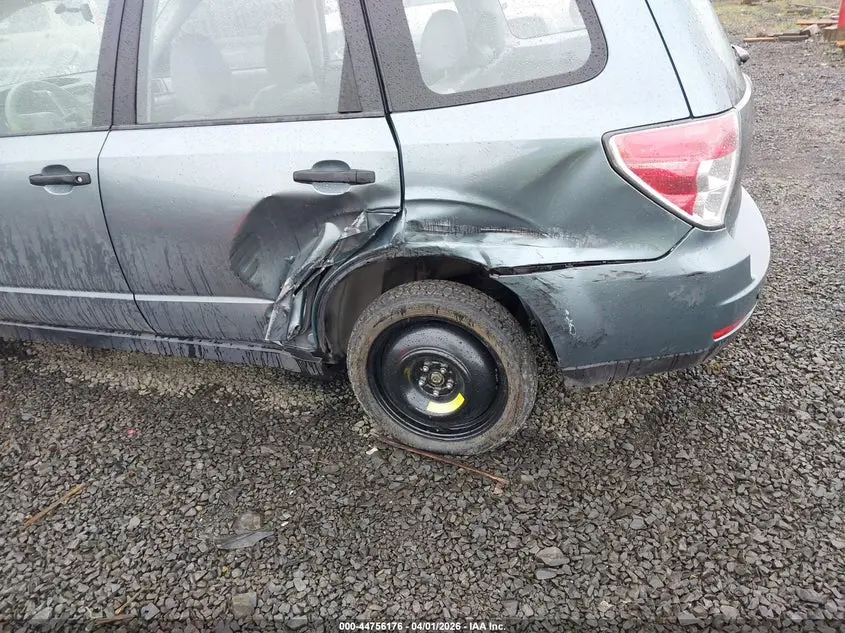 2010 SUBARU FORESTER 2.5X