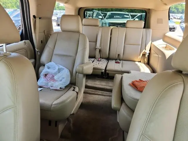 2013 CADILLAC ESCALADE LUXURY  