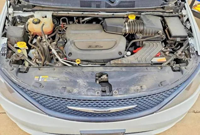 2022 CHRYSLER VOYAGER LX  