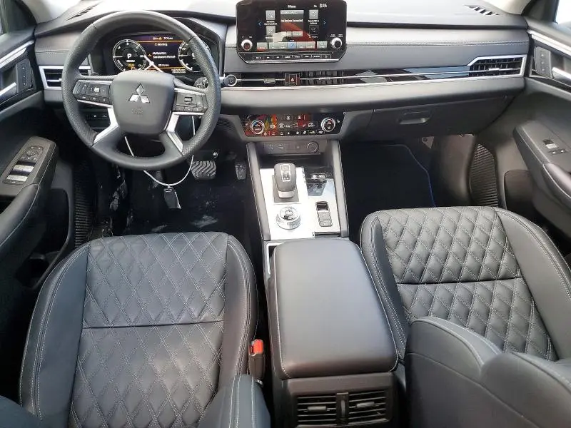 2025 MITSUBISHI OUTLANDER SEL  