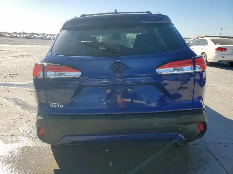 2022 TOYOTA COROLLA CROSS LE  