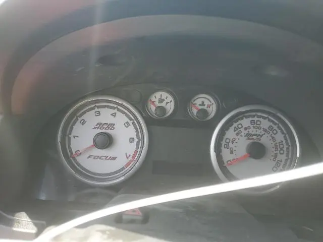 2010 FORD FOCUS SE  