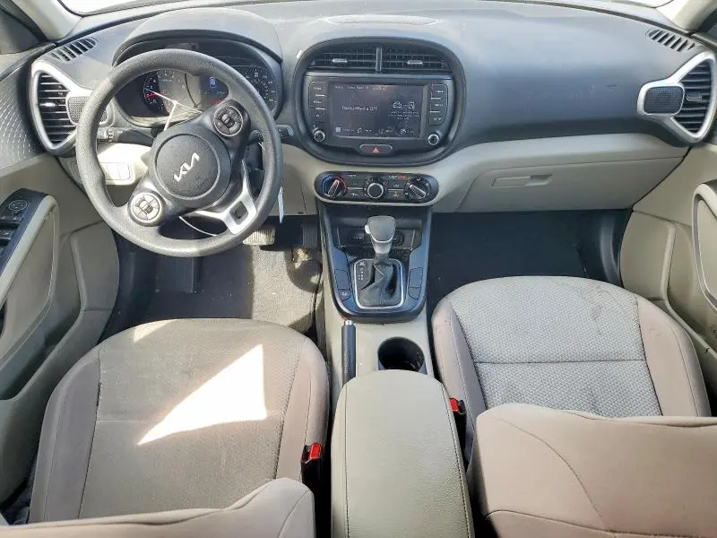 2022 KIA SOUL LX  