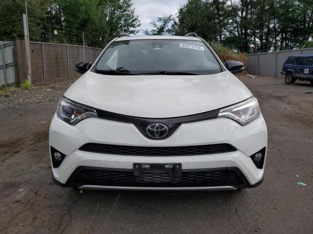 2018 TOYOTA RAV4 SE