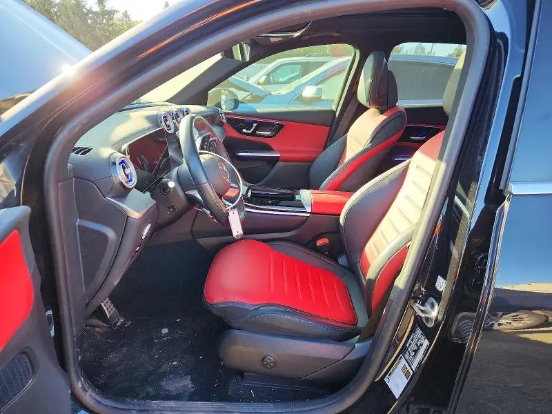 2025 MERCEDES-BENZ GLC 300 4MATIC  