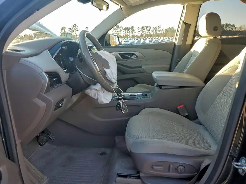 2018 CHEVROLET TRAVERSE LT  