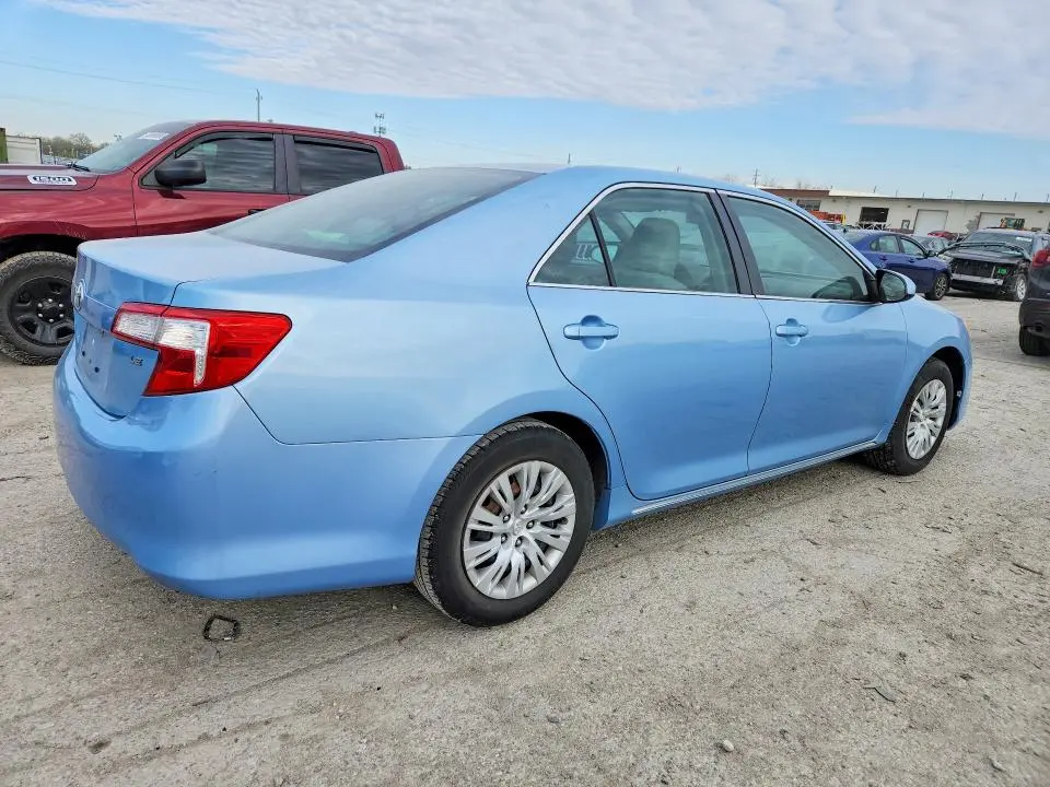 2012 TOYOTA CAMRY LE  