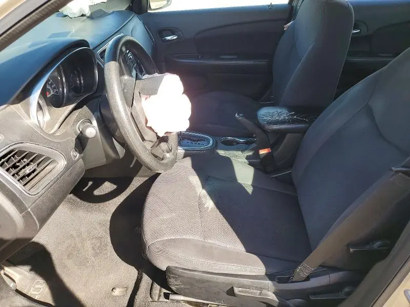 2013 CHRYSLER 200 LX  