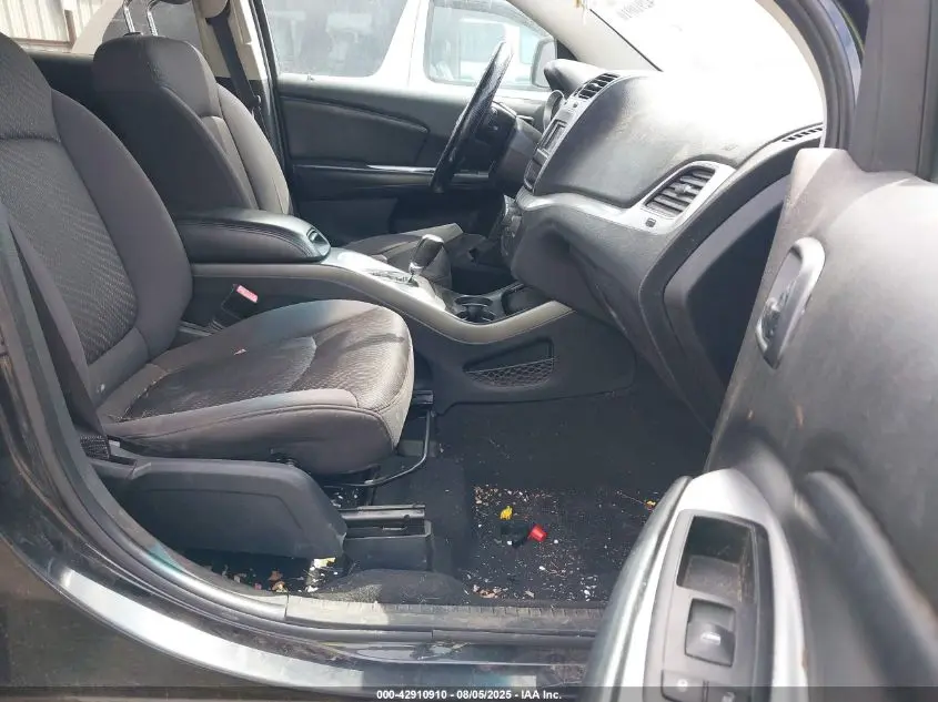 2012 DODGE JOURNEY SXT