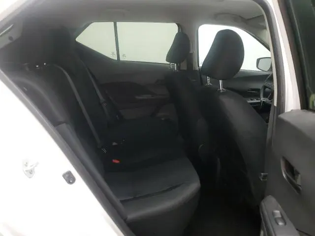 2023 NISSAN KICKS S  