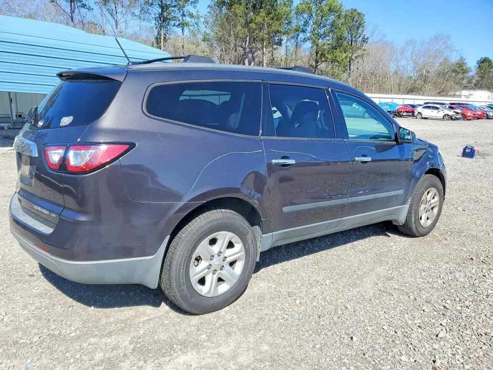 2014 CHEVROLET TRAVERSE LS  