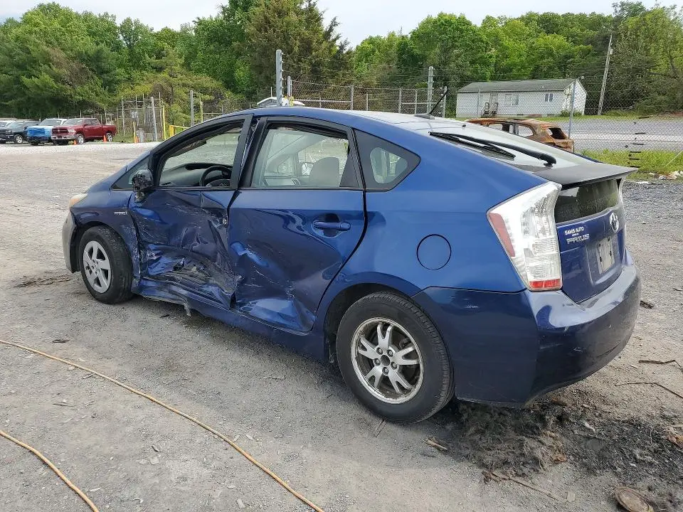 2011 TOYOTA PRIUS TWO  