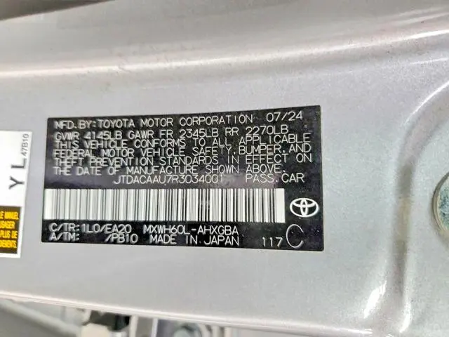 2024 TOYOTA PRIUS XLE  